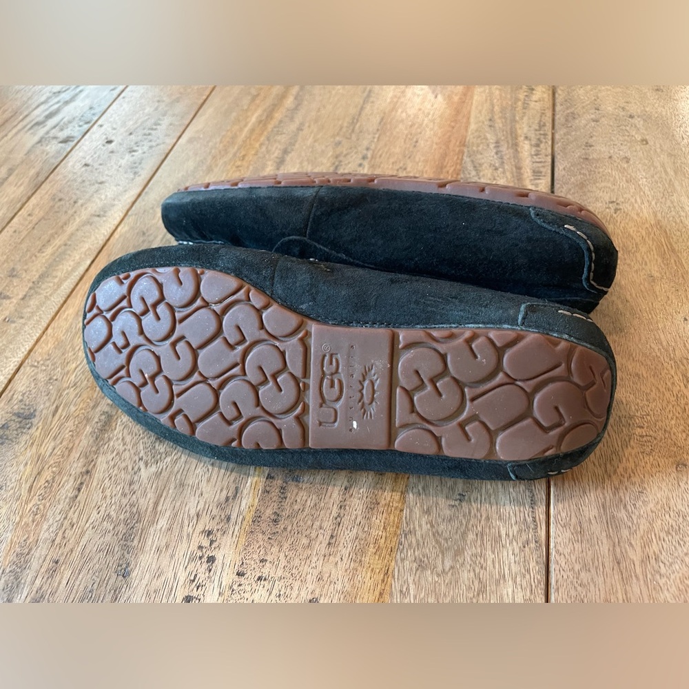 UGG women’s Ansley moccasins - Picture 4 of 5